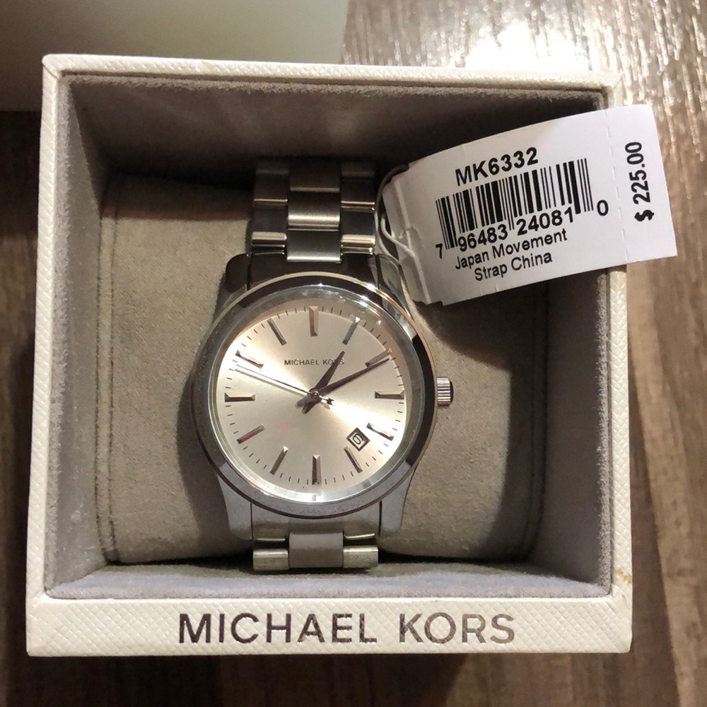 Women’s MK watch. NWT/box